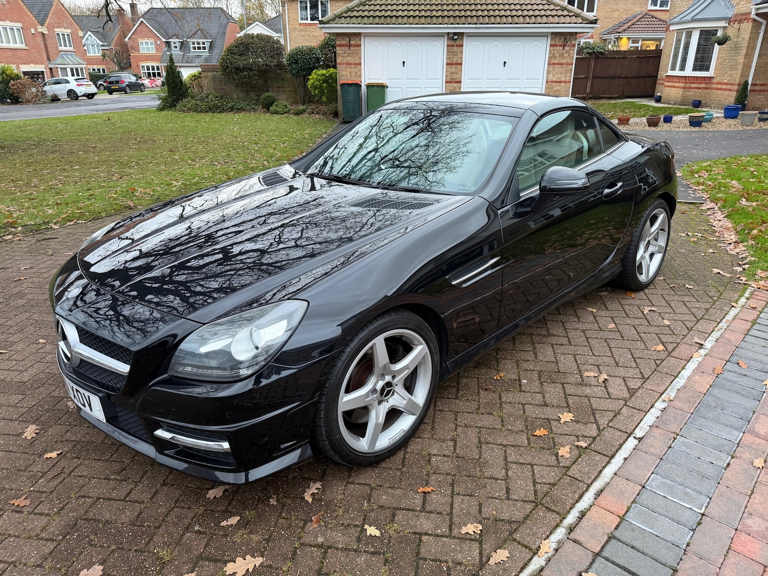 Used Mercedes-Benz SLK 2011 for sale - 76862831: Photo 10