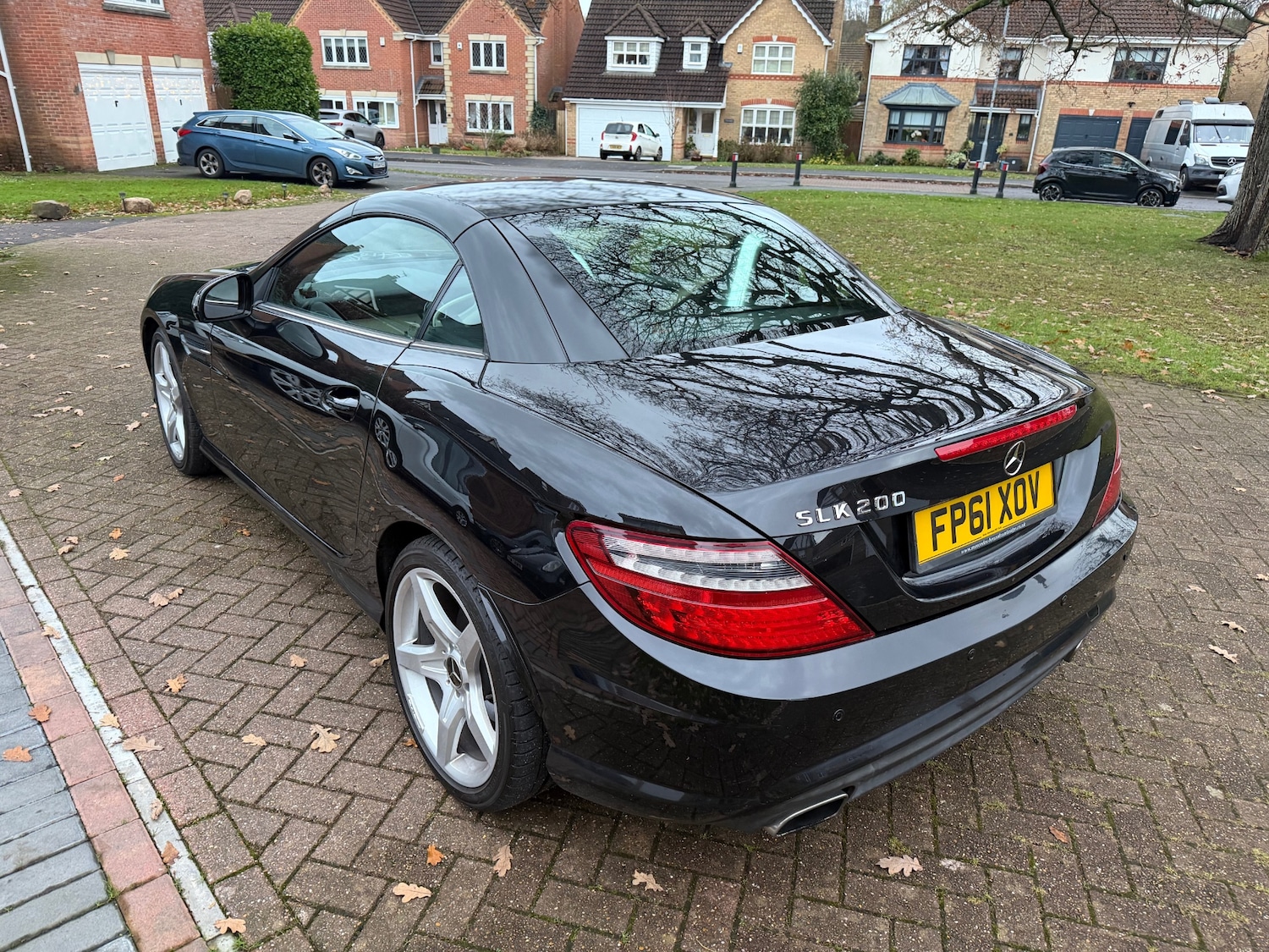 Used Mercedes-Benz SLK 2011 for sale - 76862831: Photo 7