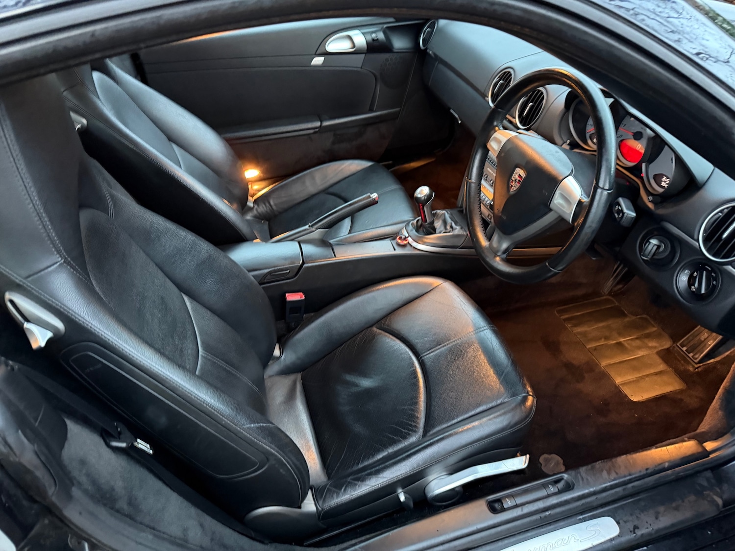 Used Porsche Cayman 2019 for sale - 76863580: Photo 18