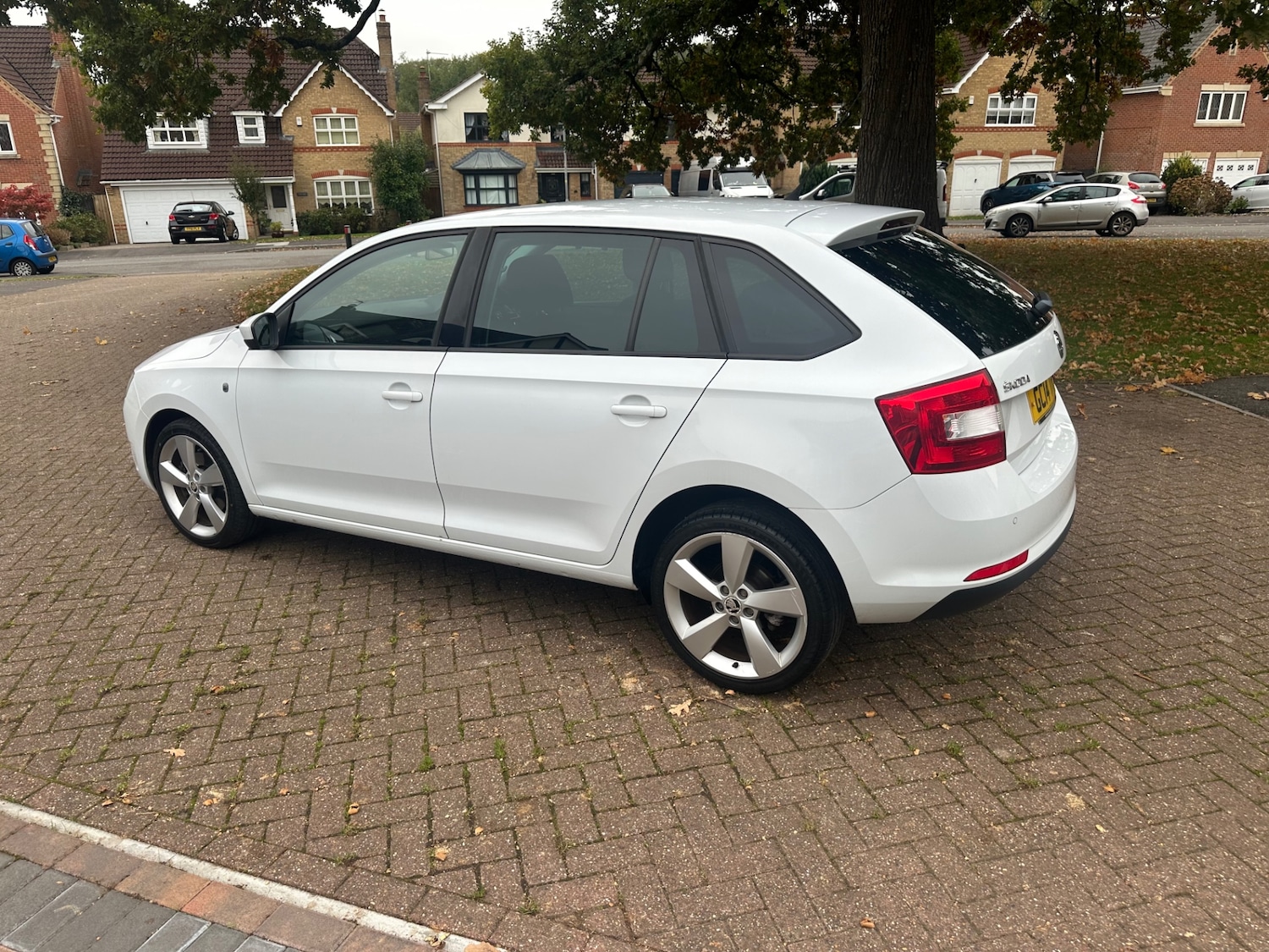 Used Skoda Rapid Spaceback 2014 for sale - 76265853: Photo 10