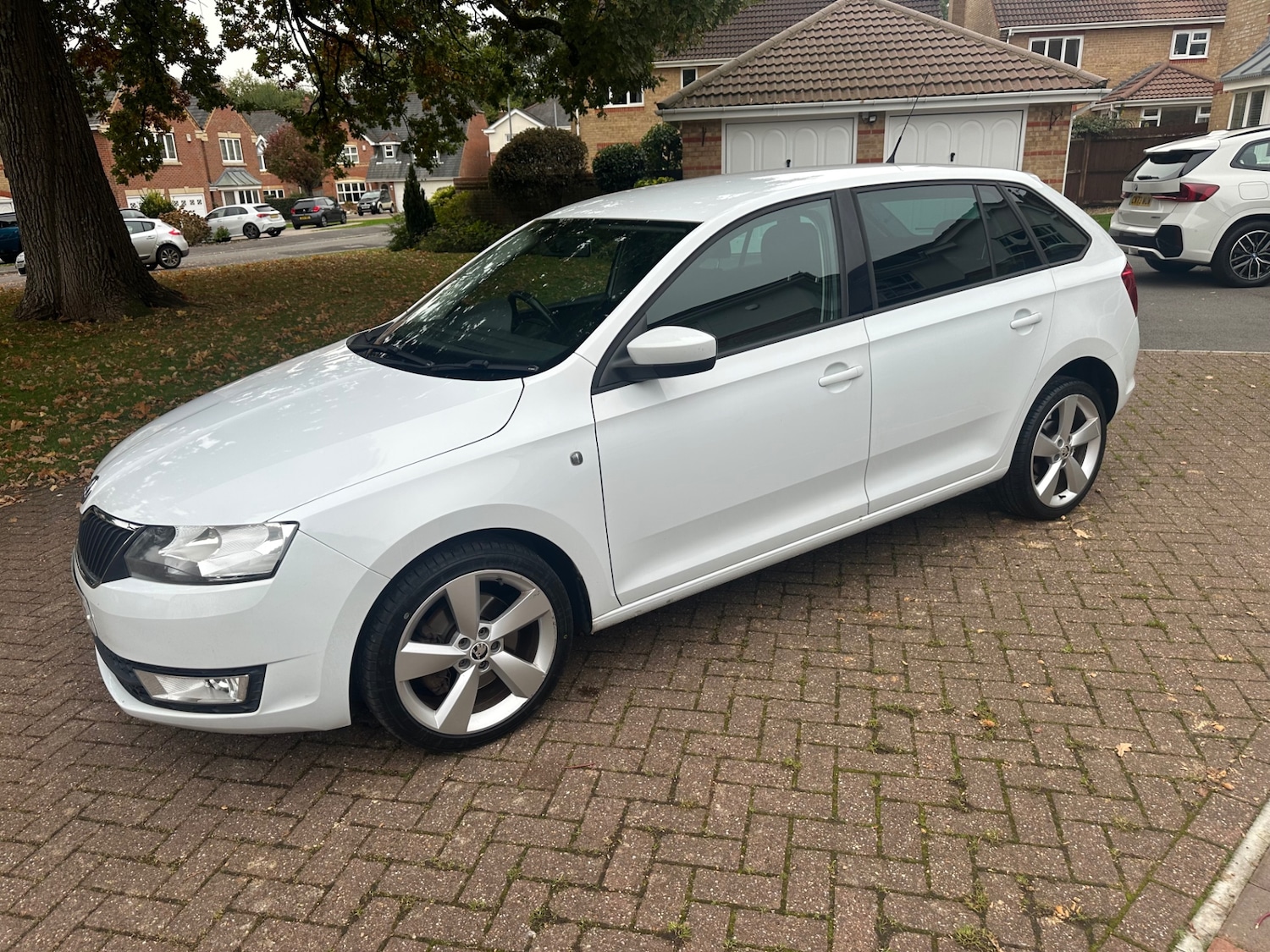 Used Skoda Rapid Spaceback 2014 for sale - 76265853: Photo 12