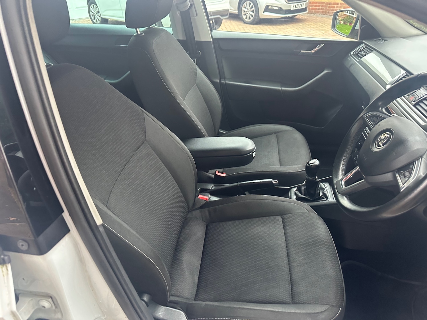 Used Skoda Rapid Spaceback 2014 for sale - 76265853: Photo 18