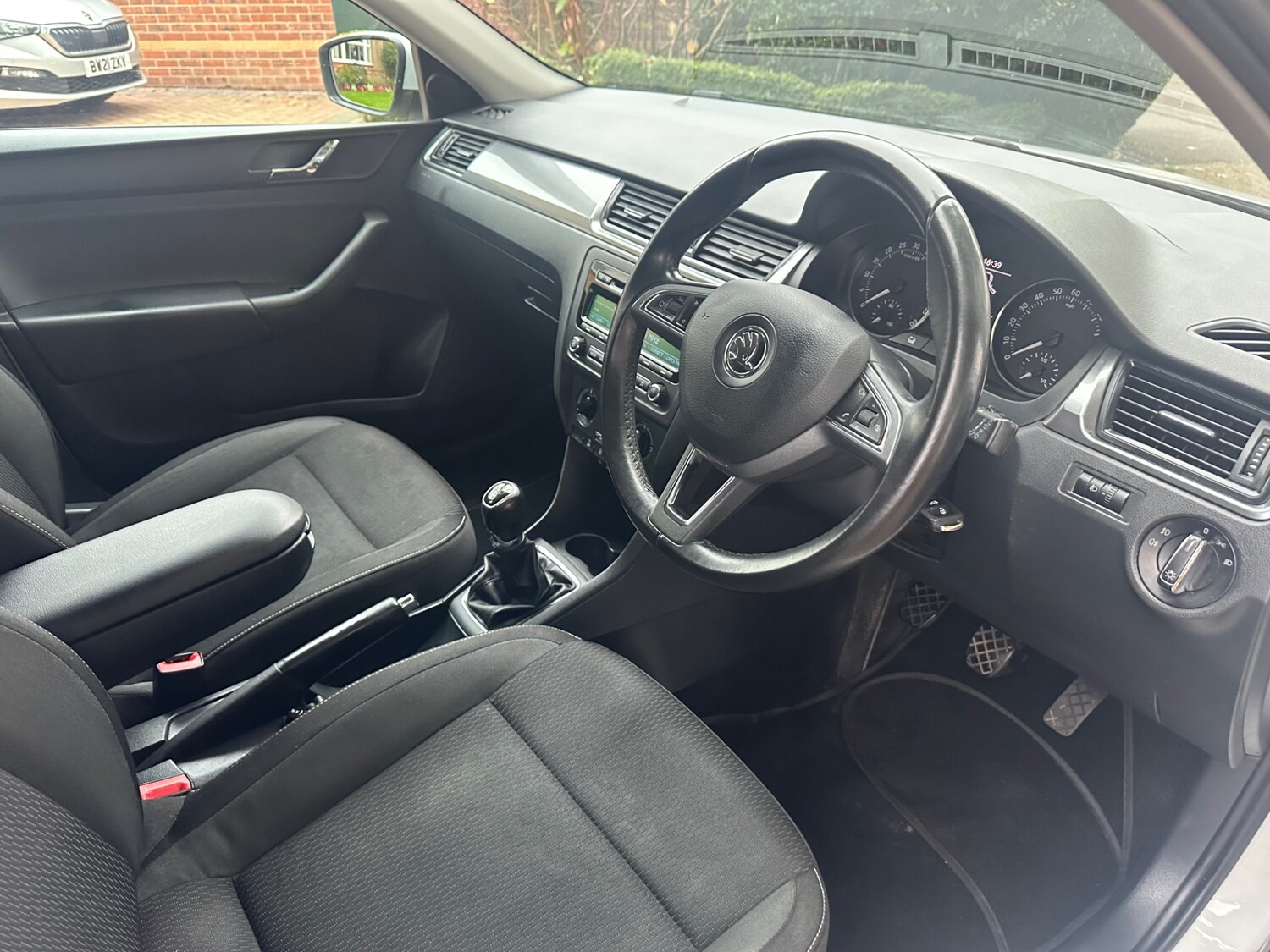 Used Skoda Rapid Spaceback 2014 for sale - 76265853: Photo 19