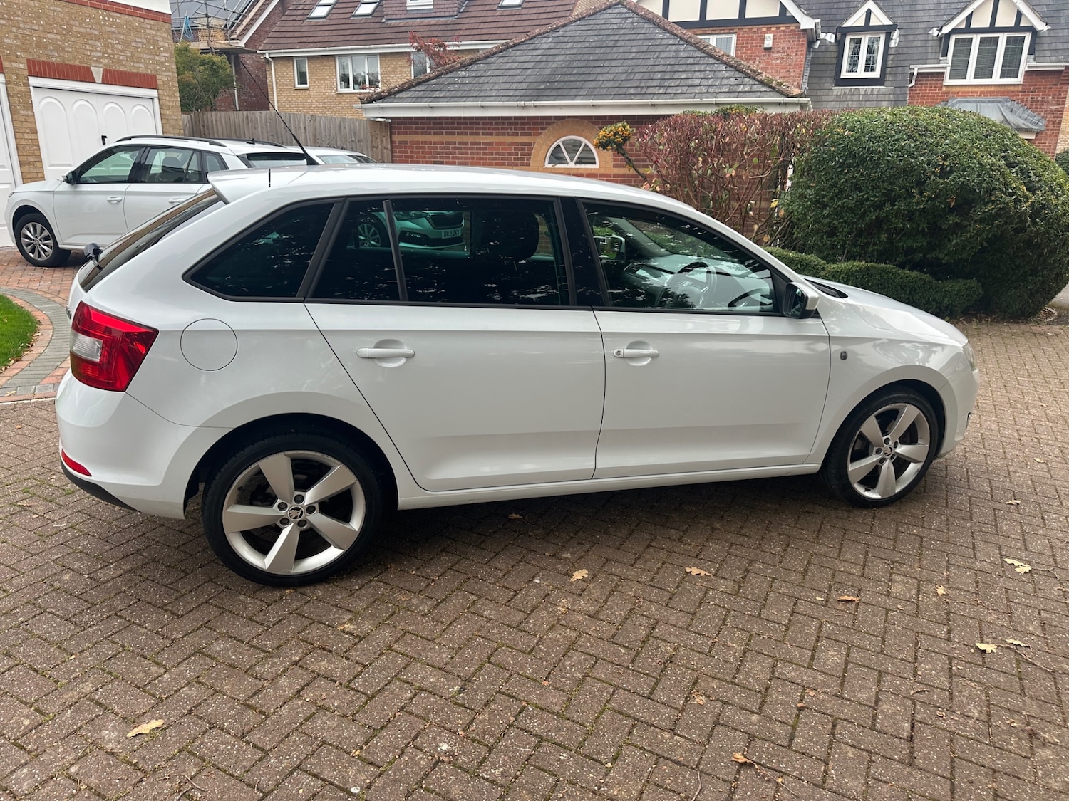 Used Skoda Rapid Spaceback 2014 for sale - 76265853: Photo 5