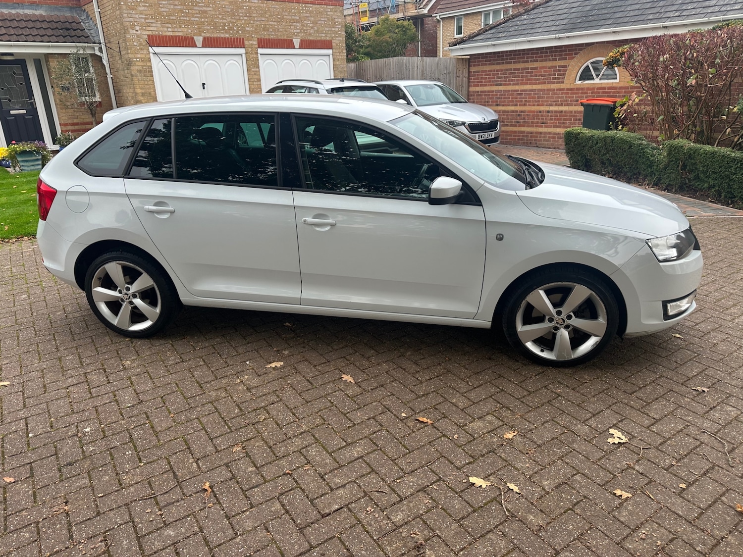 Used Skoda Rapid Spaceback 2014 for sale - 76265853: Photo 6
