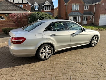 Used Mercedes-Benz E Class 2012 for sale - 78846208: Photo