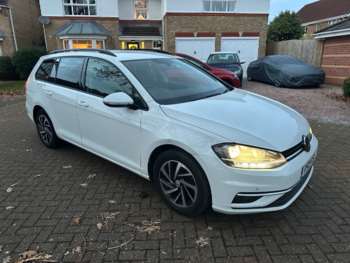 Used Volkswagen Golf 2019 for sale - 74825989: Photo