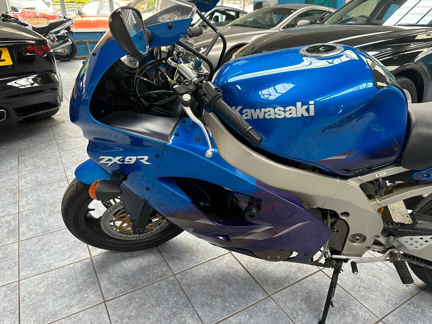Kawasaki NINJA ZX 9