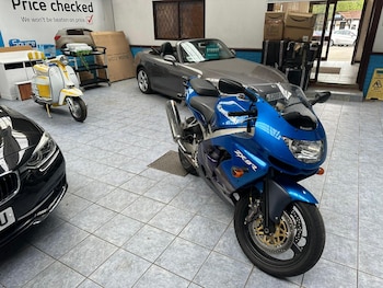 Used Kawasaki NINJA ZX 9 1999 for sale - bike-75791940: Photo