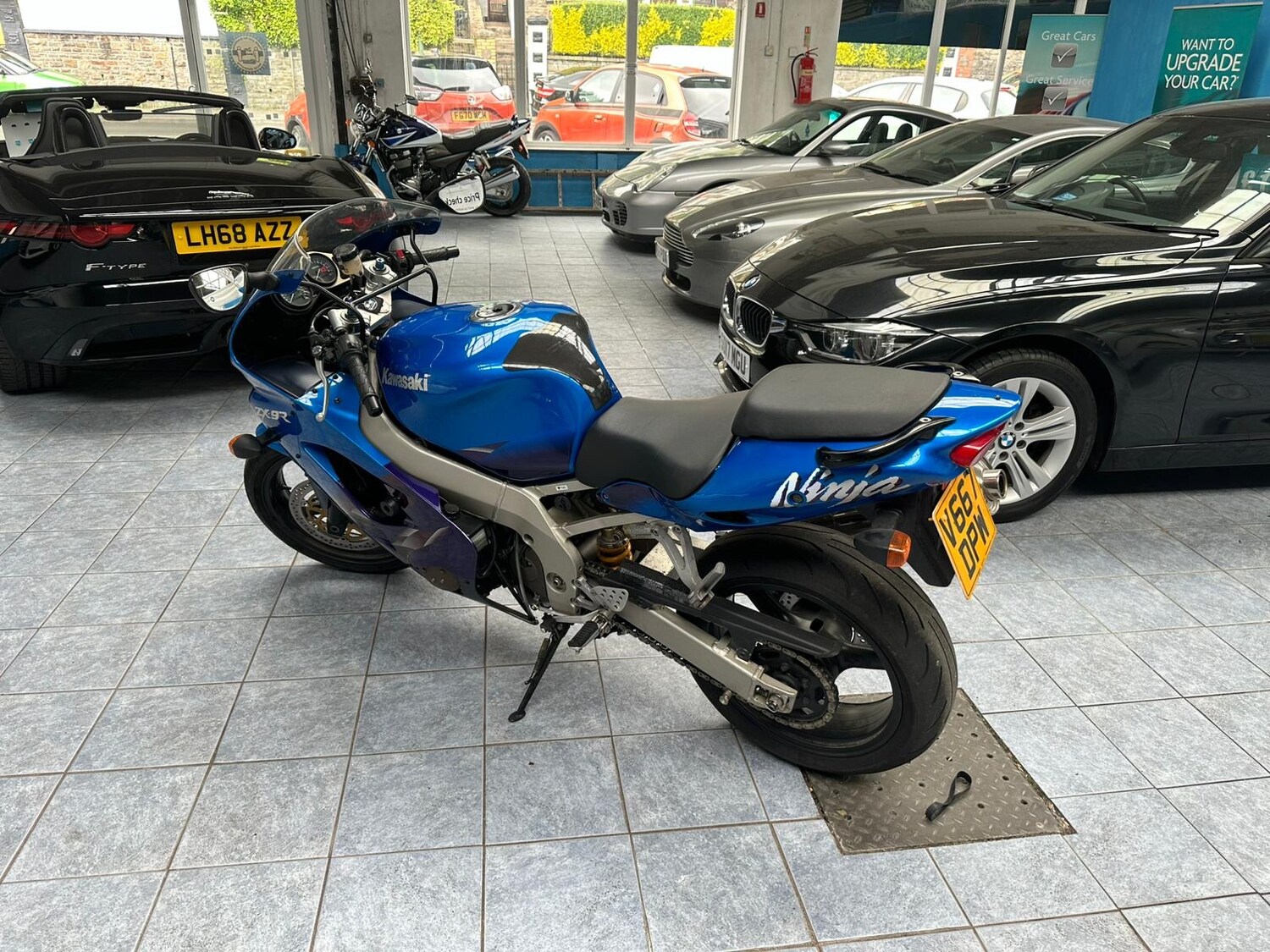 Kawasaki NINJA ZX 9