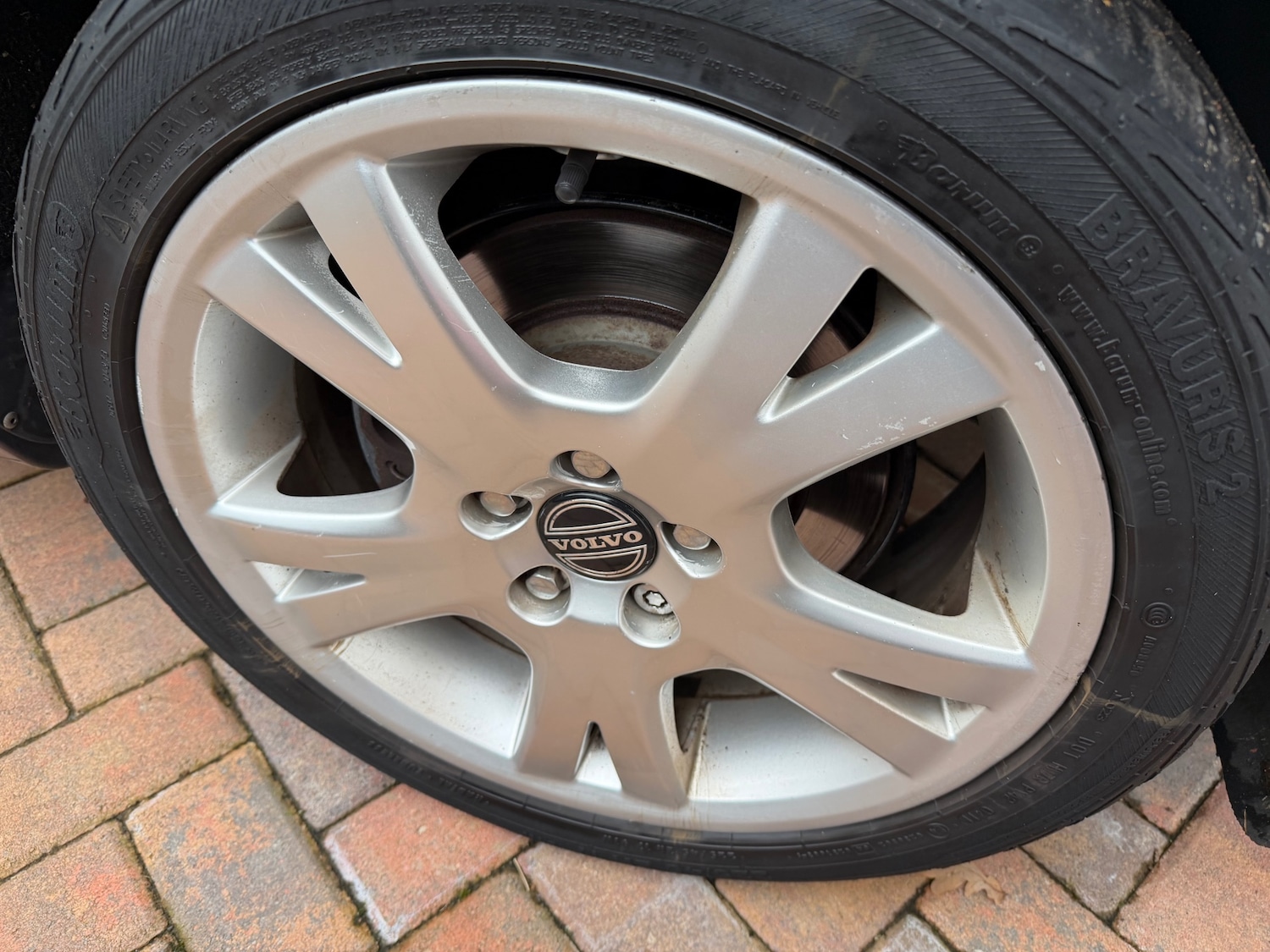 Used Volvo V70 2004 for sale - 76352303: Photo 17