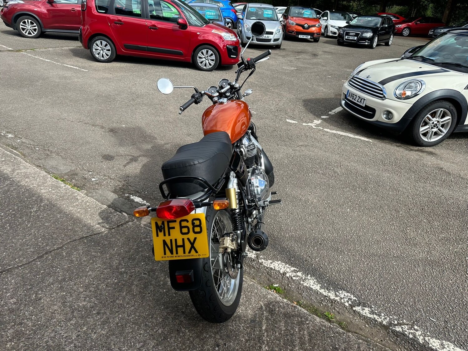 Royal Enfield INTERCEPTOR