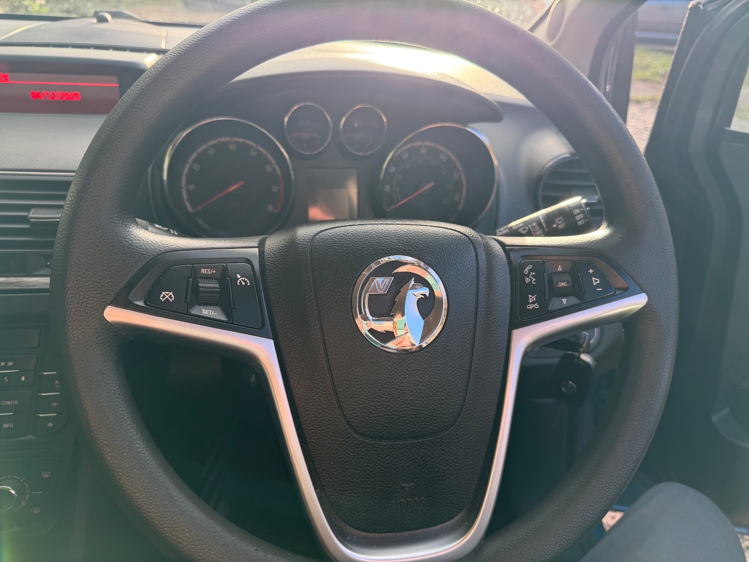 Used Vauxhall Meriva 2015 for sale - 76821767: Photo 15