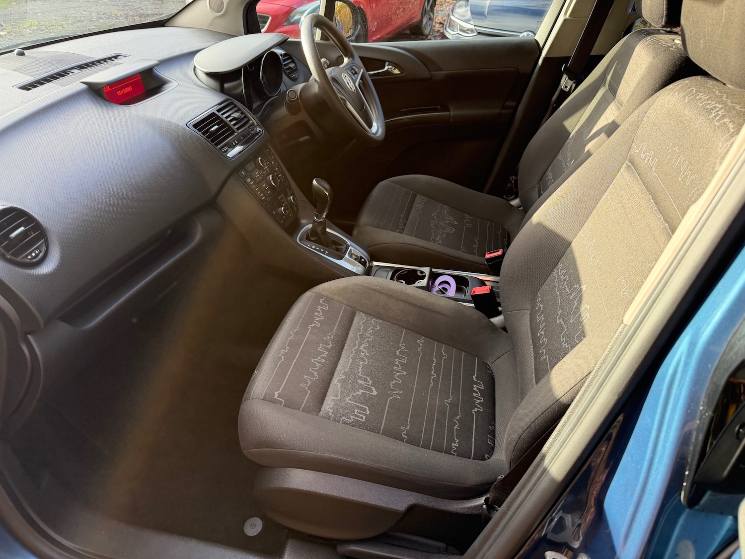 Used Vauxhall Meriva 2015 for sale - 76821767: Photo 8