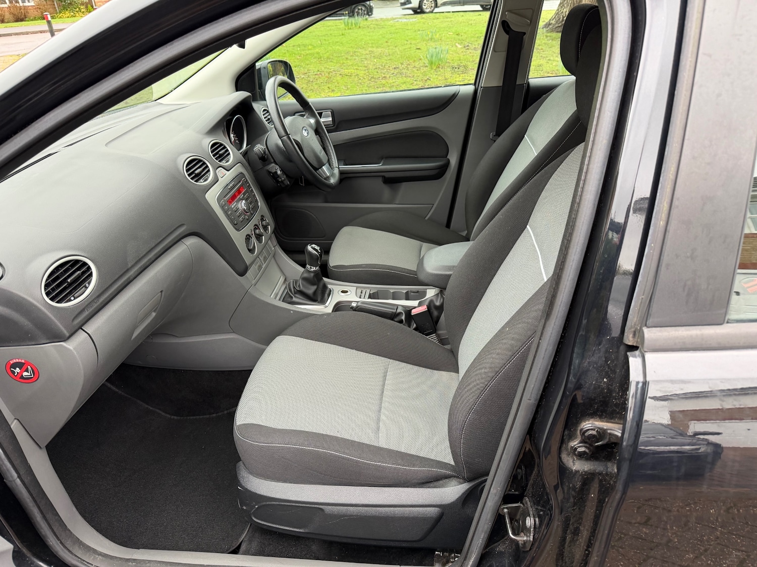 Used Ford Focus 2010 for sale - 77584261: Photo 11