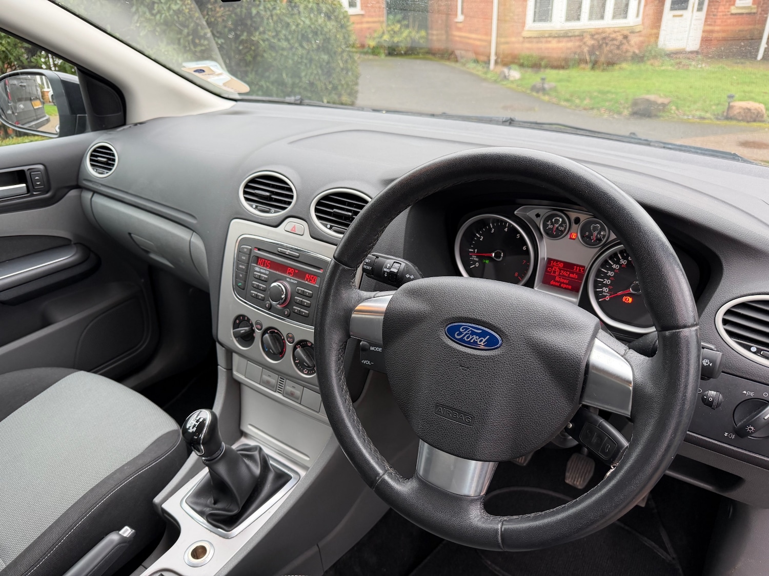 Used Ford Focus 2010 for sale - 77584261: Photo 17