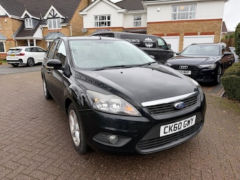 2010 (60) - 1.6 Zetec 5dr