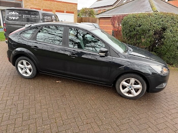 Used Ford Focus 2010 for sale - 77584261: Photo