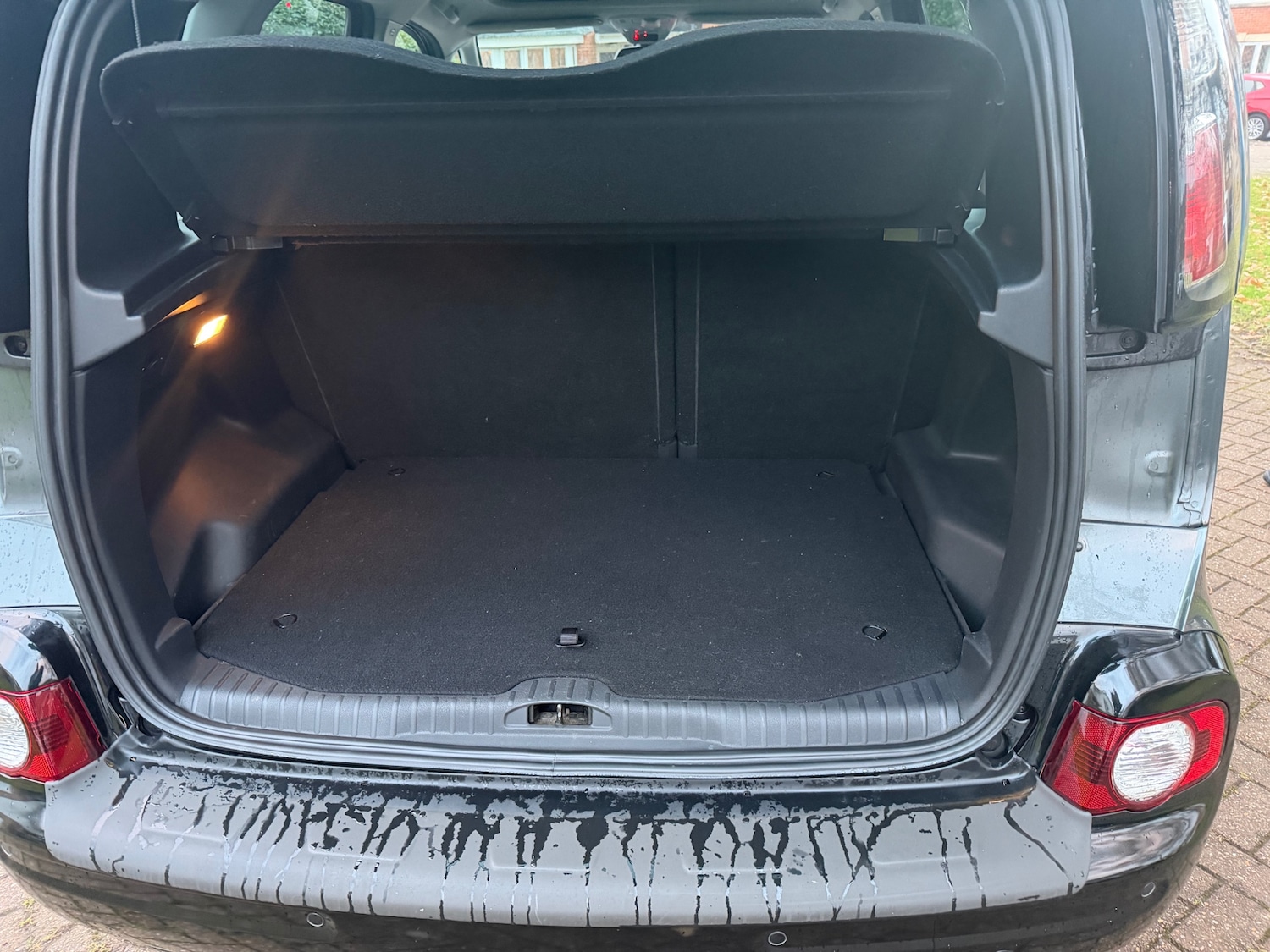 Used Citroen C3 Picasso 2017 for sale - 76684439: Photo 14