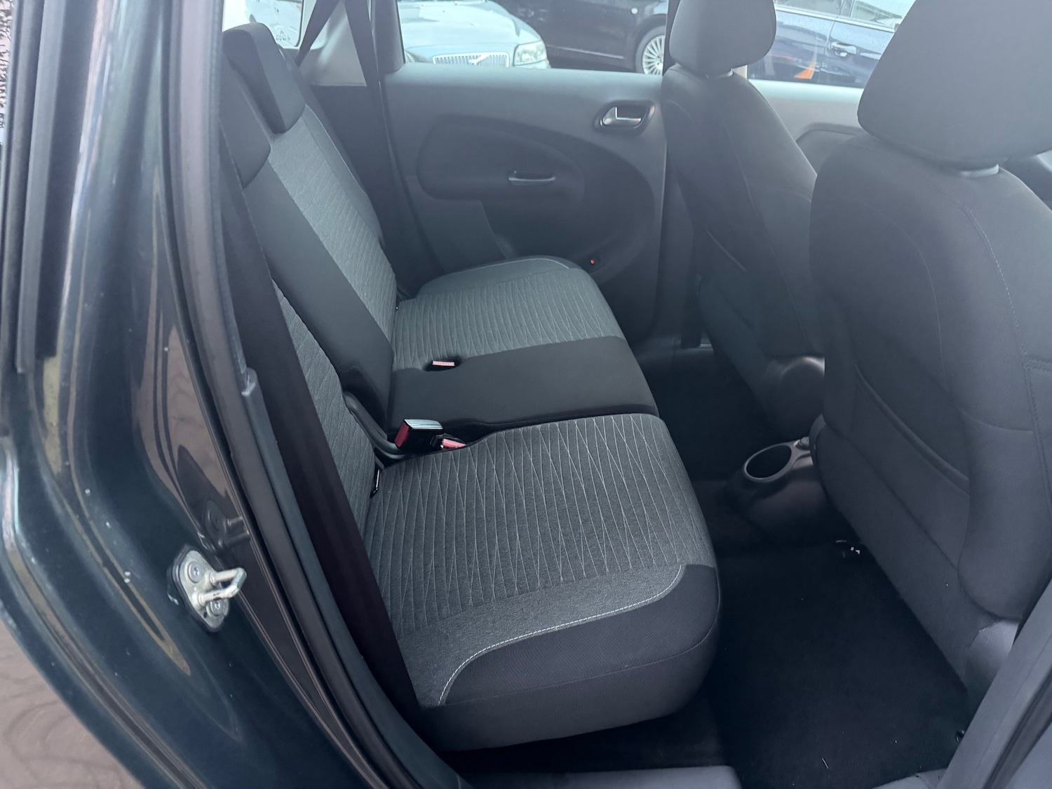 Used Citroen C3 Picasso 2017 for sale - 76684439: Photo 16