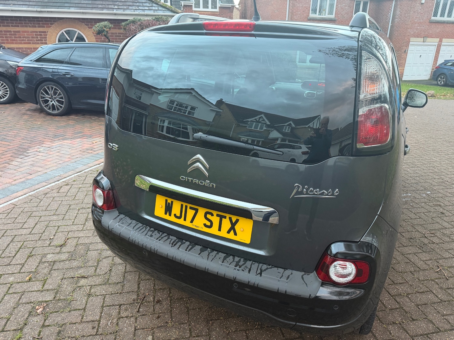 Used Citroen C3 Picasso 2017 for sale - 76684439: Photo 6