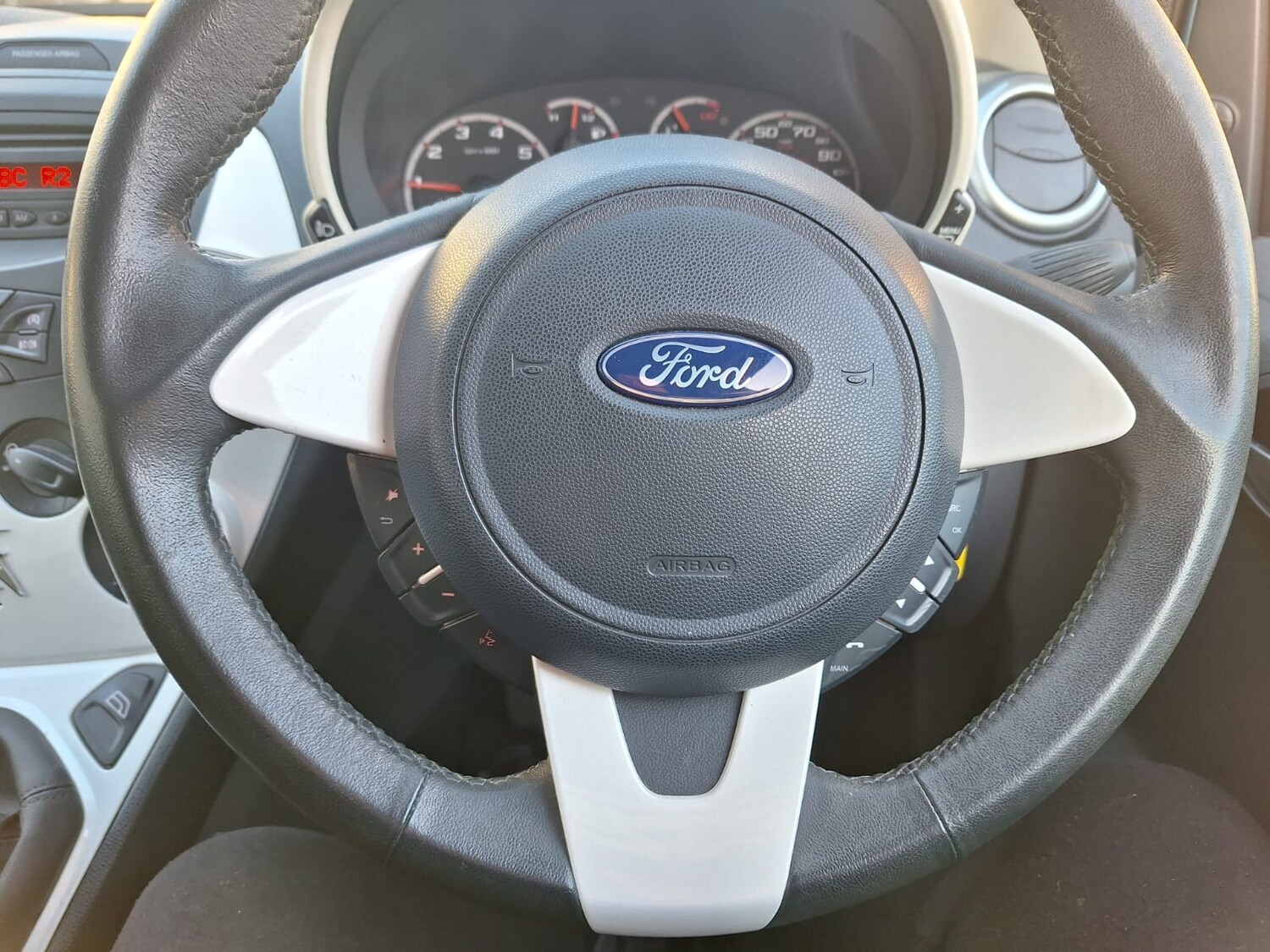 Used Ford Ka 2015 for sale - 76921971: Photo 11