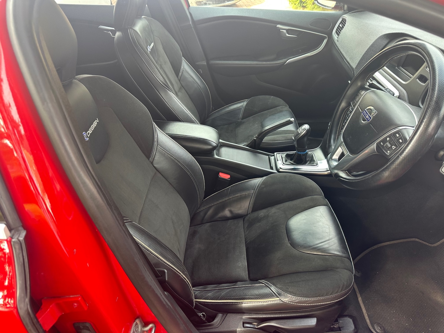 Used Volvo V40 2014 for sale - 77572506: Photo 17