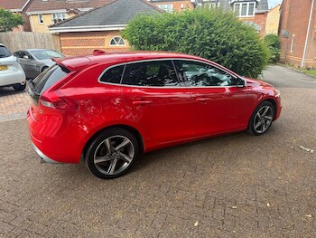 Used Volvo V40 2014 for sale - 77572506: Photo