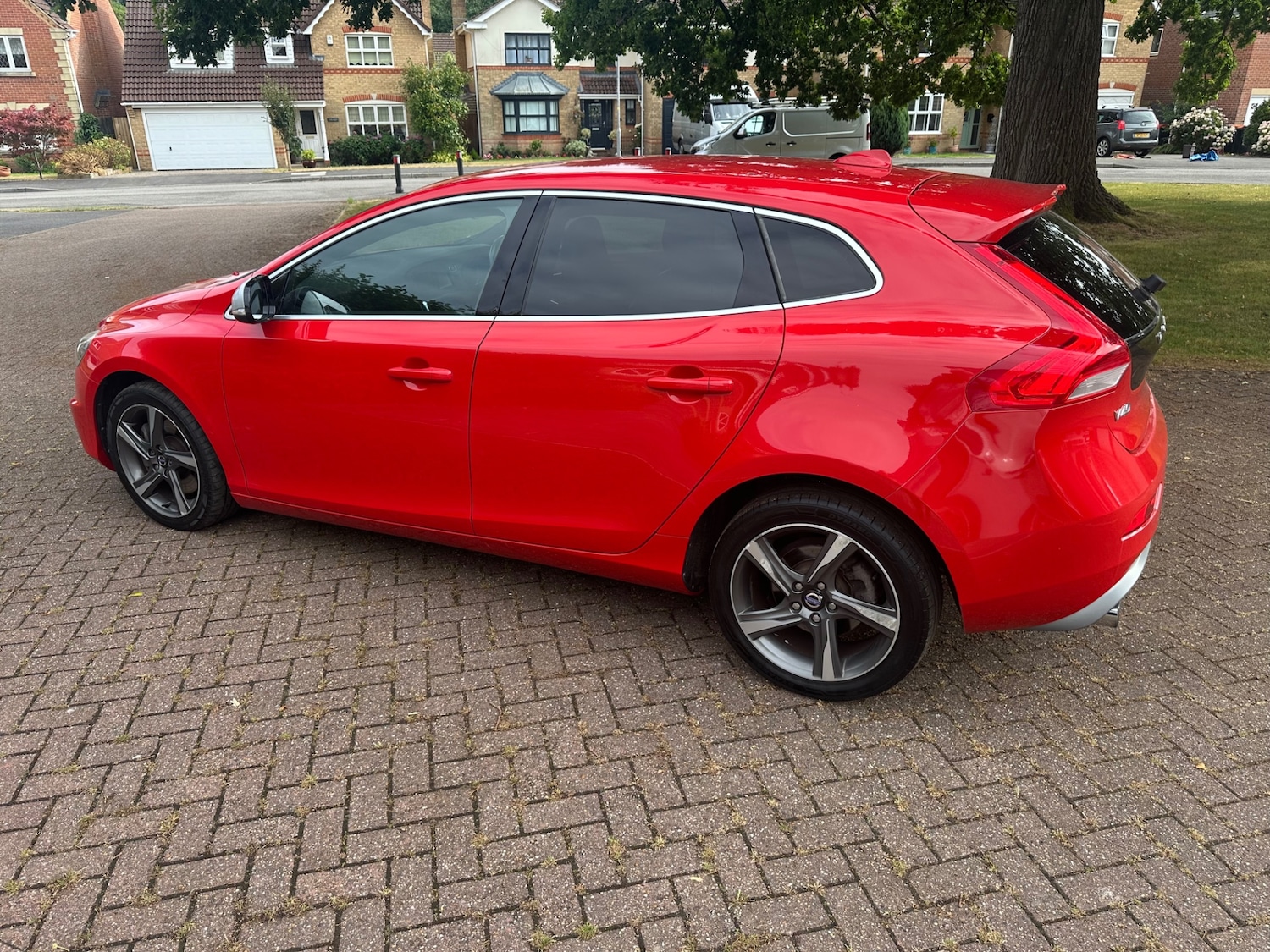 Used Volvo V40 2014 for sale - 77572506: Photo 8