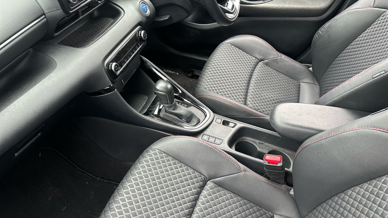 Used Toyota Yaris 2020 for sale - 77592645: Photo 13