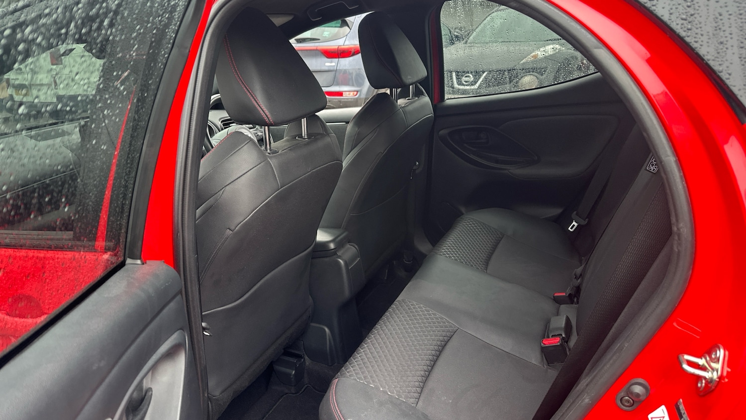 Used Toyota Yaris 2020 for sale - 77592645: Photo 16