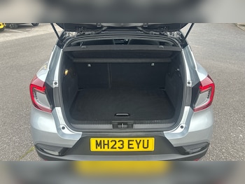 Used Renault Captur 2023 for sale - 78162359: Photo