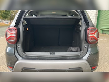 Used Dacia Duster 2023 for sale - 79585326: Photo