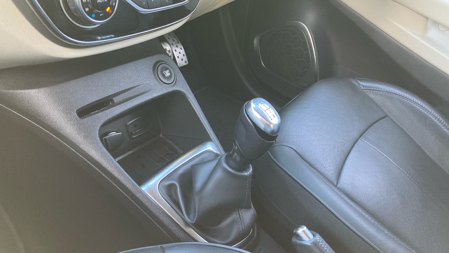 Used Renault Captur 2019 for sale - 77038770: Photo 13