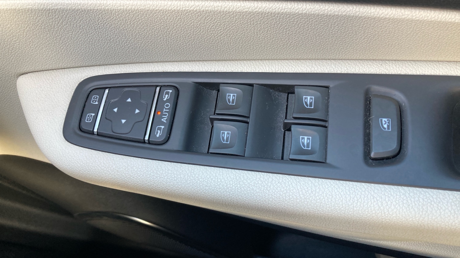 Used Renault Captur 2019 for sale - 77038770: Photo 29