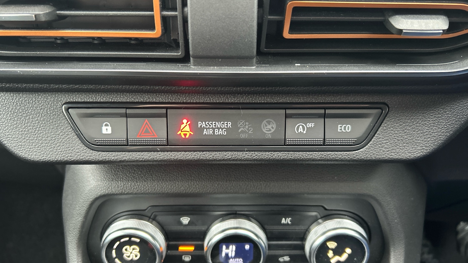 Used Dacia Sandero Stepway 2022 for sale - 76836887: Photo 30