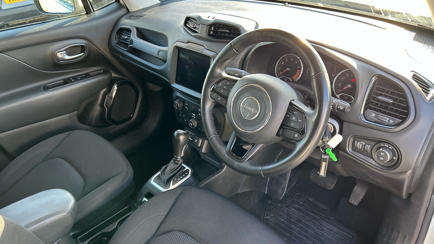 Used Jeep Renegade 2020 for sale - 76720391: Photo 11