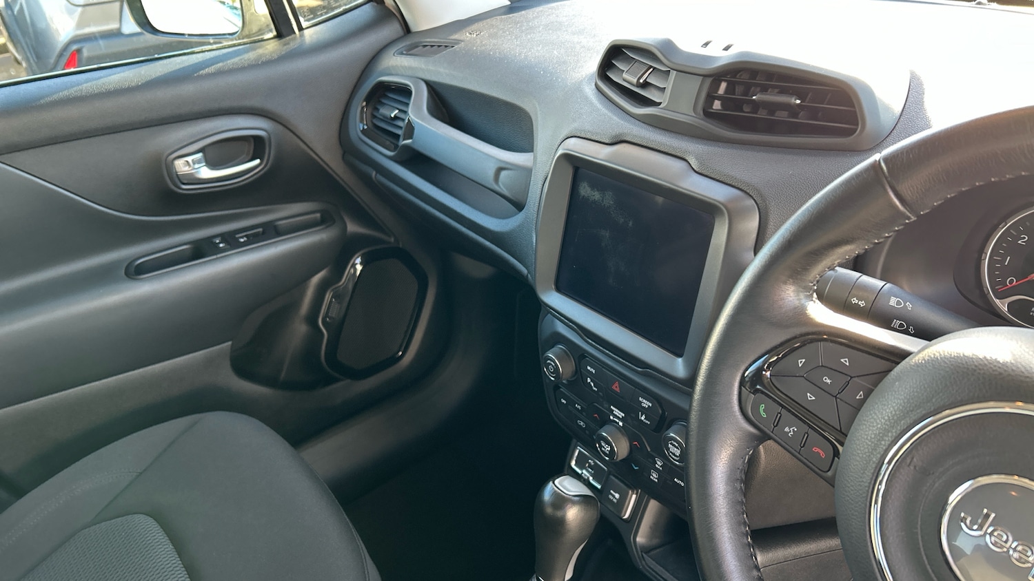 Used Jeep Renegade 2020 for sale - 76720391: Photo 14