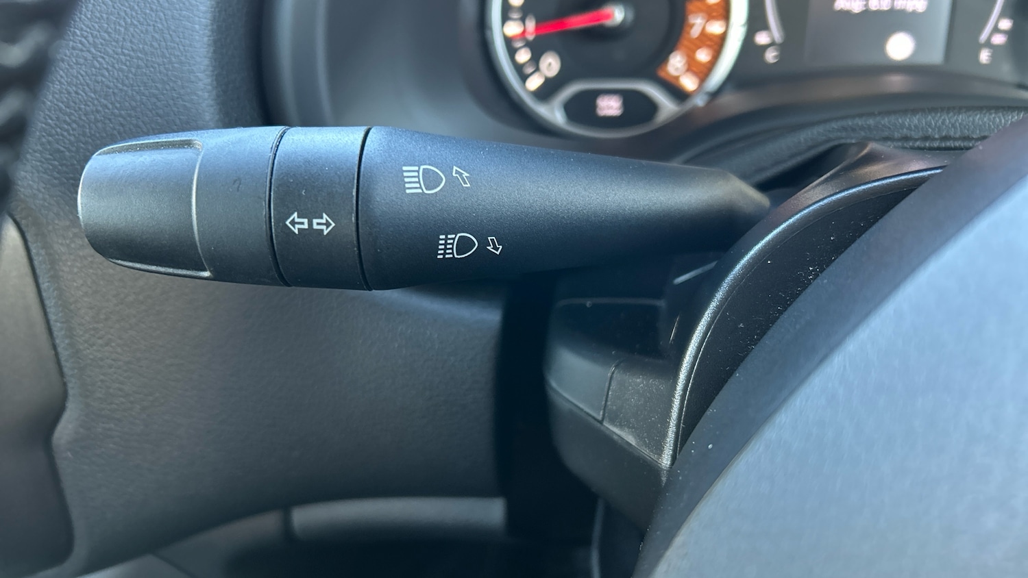 Used Jeep Renegade 2020 for sale - 76720391: Photo 24