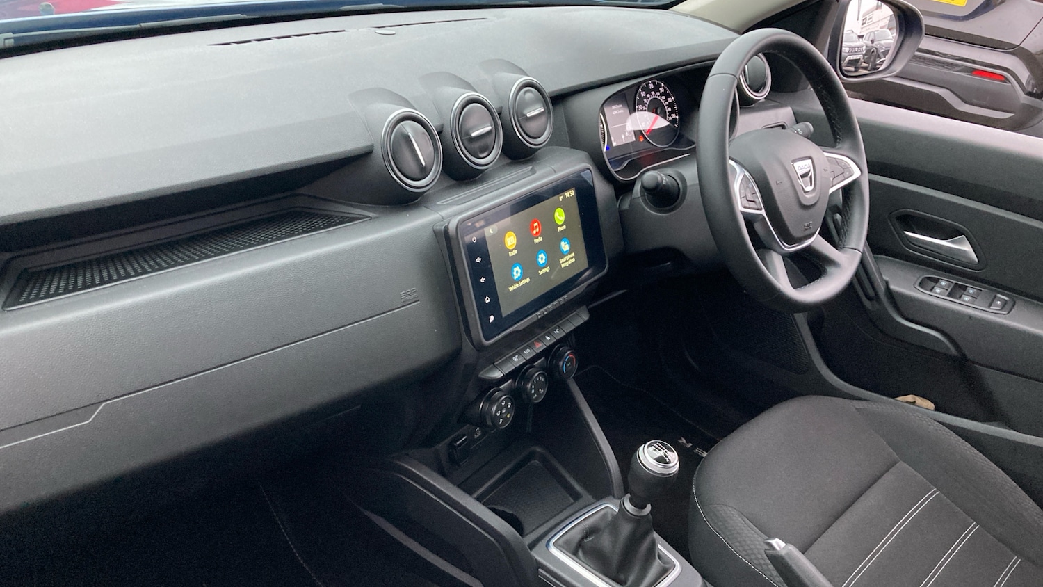 Used Dacia Duster 2023 for sale - 76986709: Photo 9