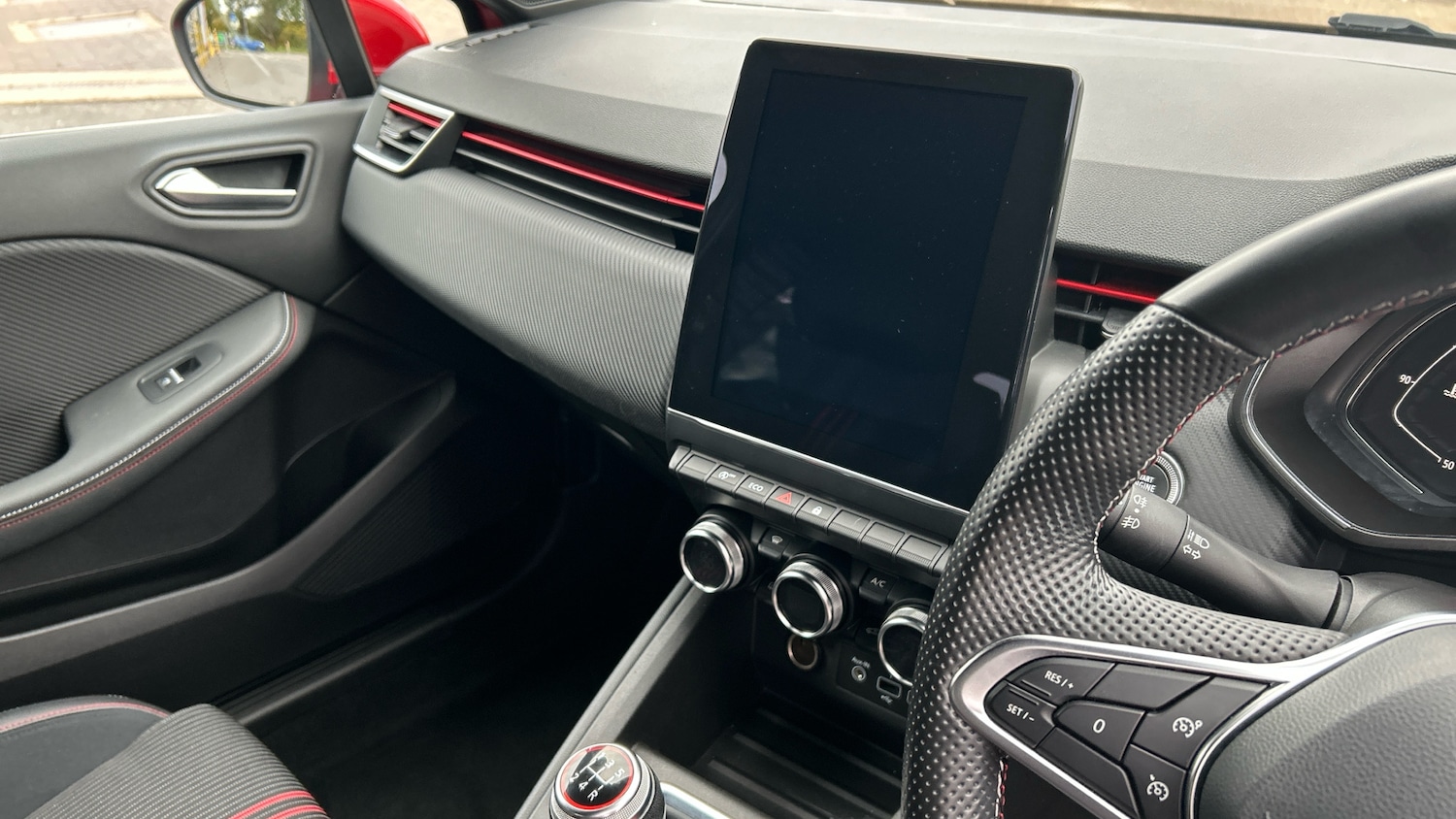 Used Renault Clio 2020 for sale - 76366237: Photo 14
