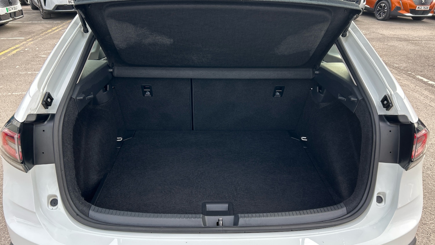 Used Volkswagen Taigo 2023 for sale - 77789459: Photo 4