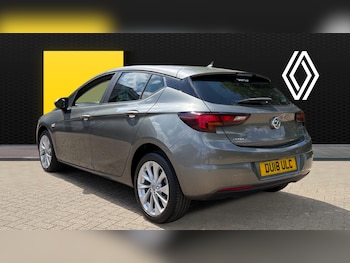 Used Vauxhall Astra 2018 for sale - 79240400: Photo