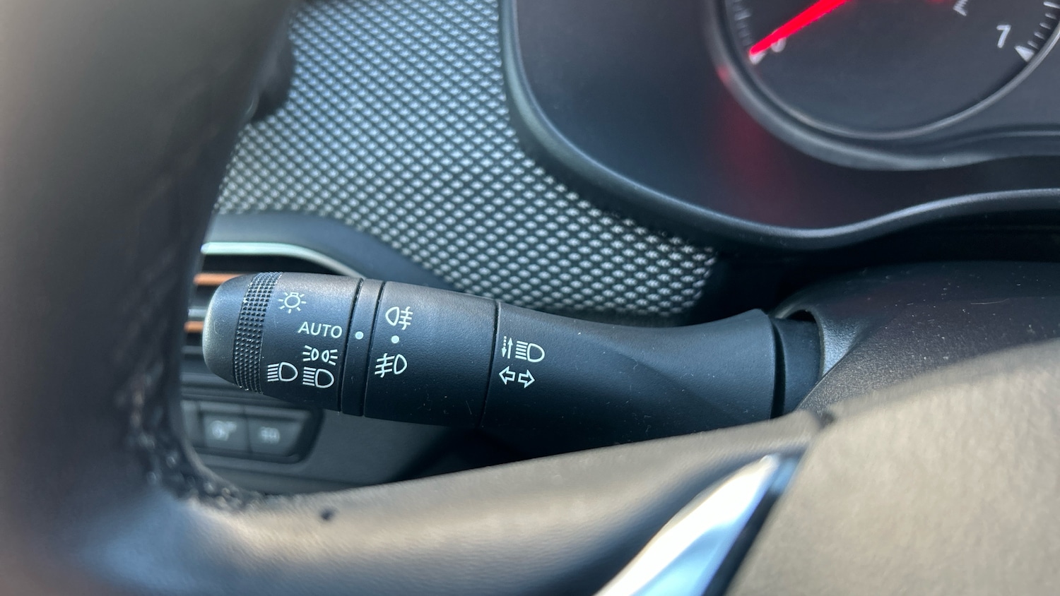 Used Dacia Sandero Stepway 2022 for sale - 76918801: Photo 29