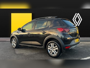 Used Dacia Sandero Stepway 2022 for sale - 76918801: Photo