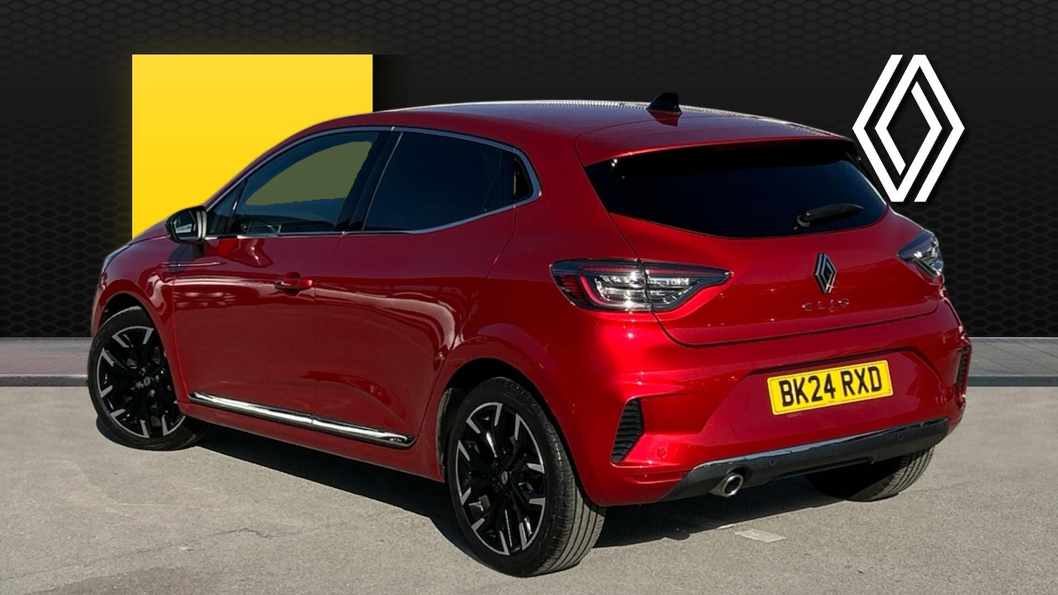 Used Renault Clio 2024 for sale - 78093385: Photo 2