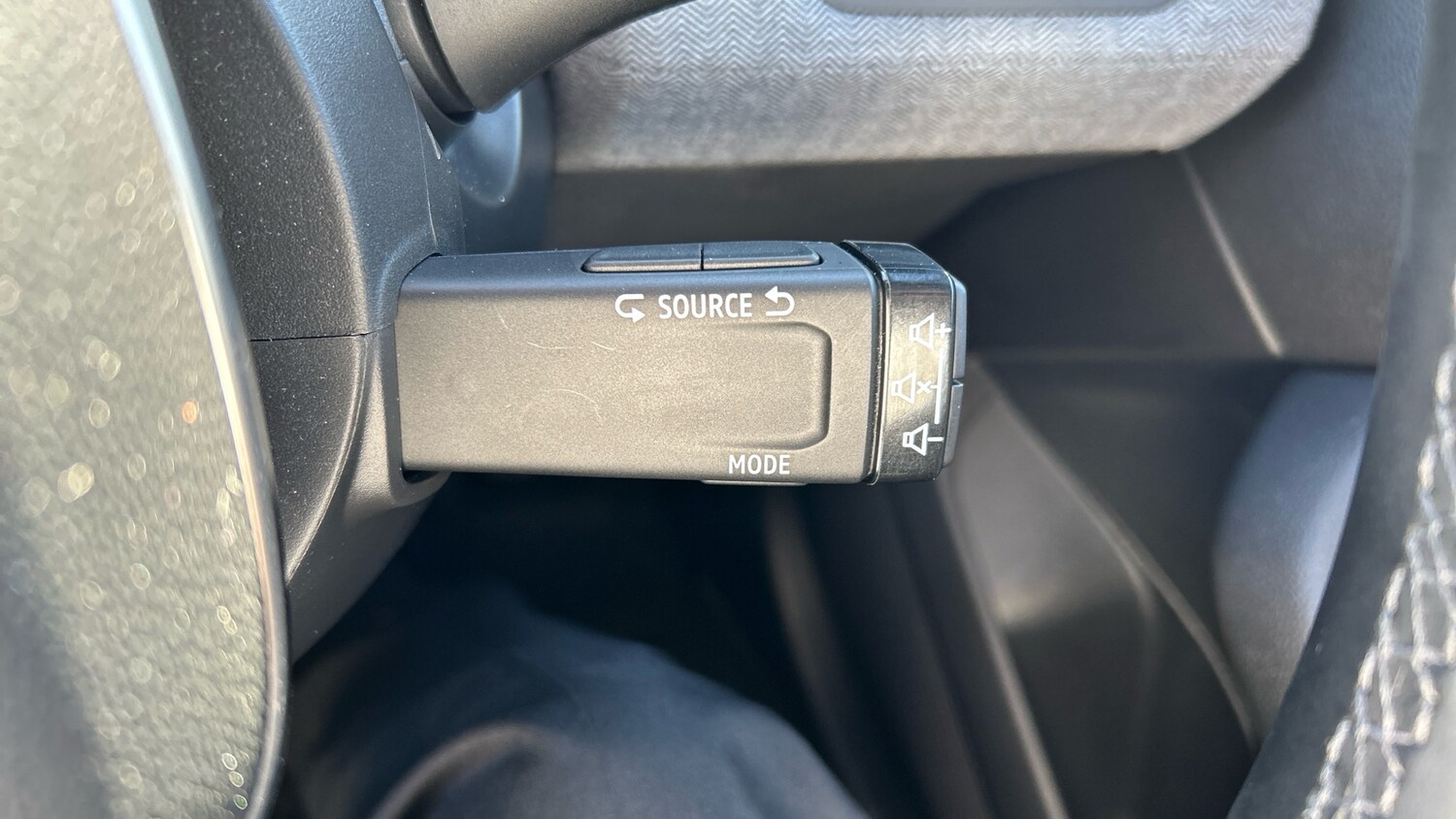 Used Renault Clio 2024 for sale - 78093385: Photo 25