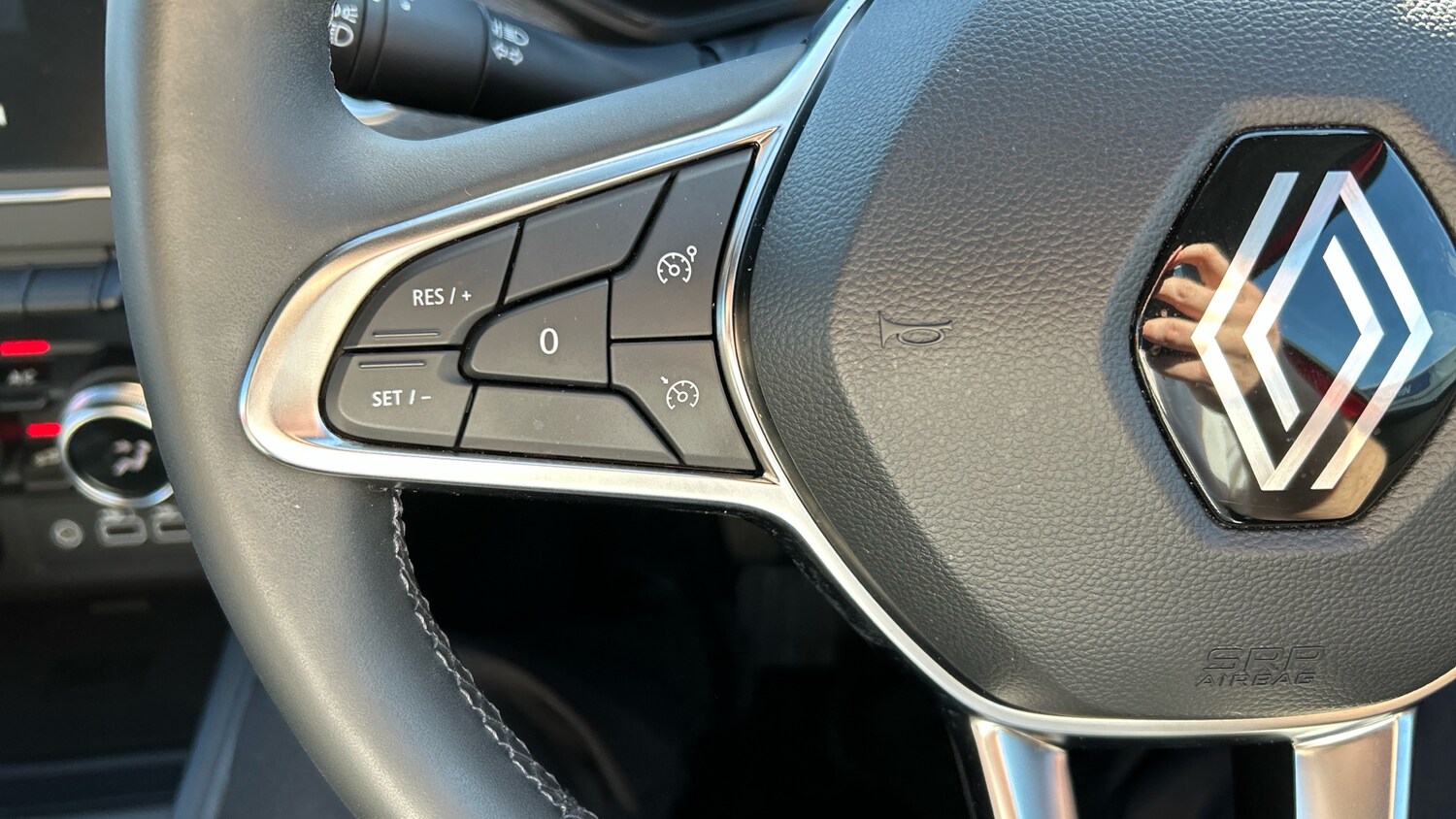 Used Renault Clio 2024 for sale - 78093385: Photo 27