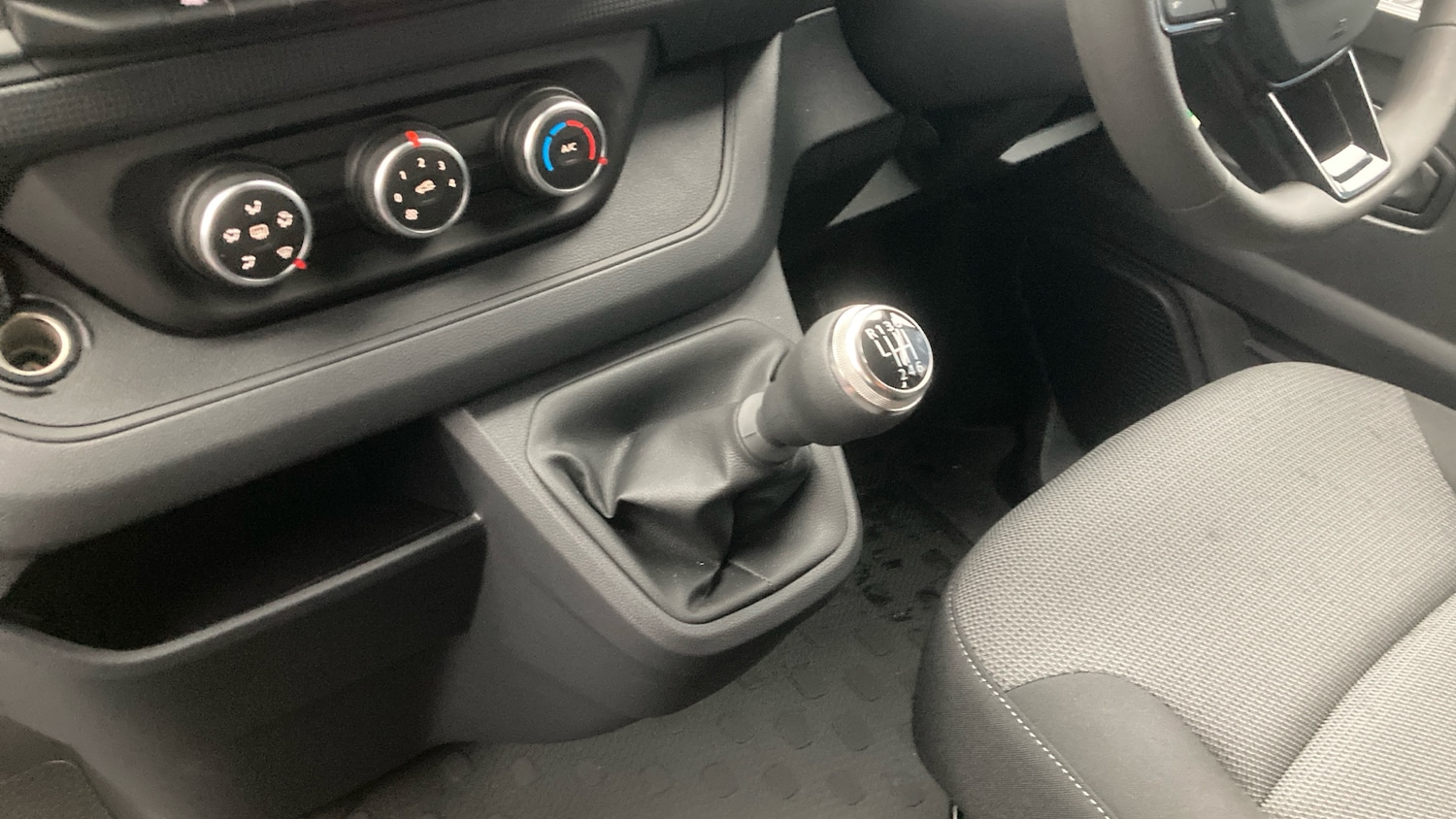 Used Renault Trafic 2025 for sale - 77337494: Photo 13