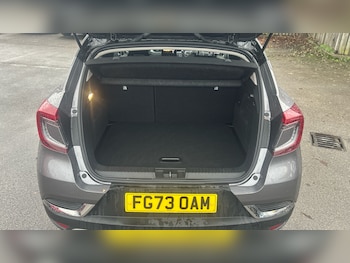 Used Renault Captur 2023 for sale - 76762323: Photo